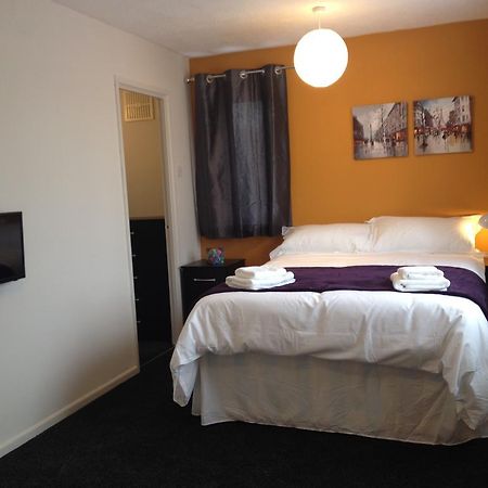 Armitage Way Holiday Apartment - Perfect To Self Isolate Cambridge Eksteriør bilde